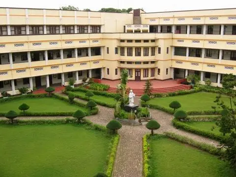 Loyola School Quadrangle